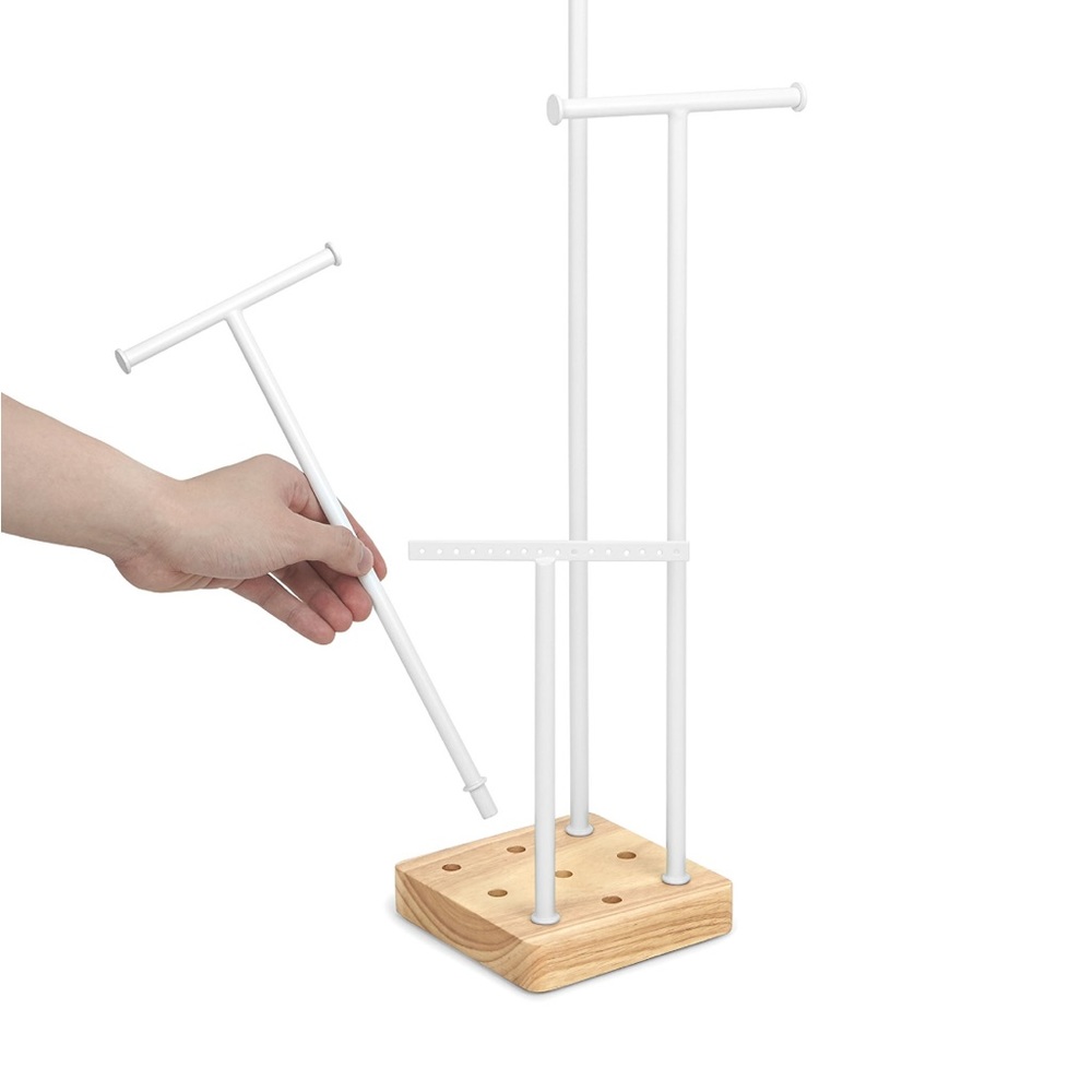 Umbra Jewelry Stand